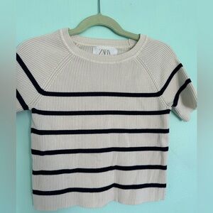 Zara girls Cream and Midnight Striped Knit Top size 9/10